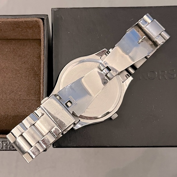Michael Kors | Slim Runway Silver-Tone Watch | Silver - Picture 3 of 3